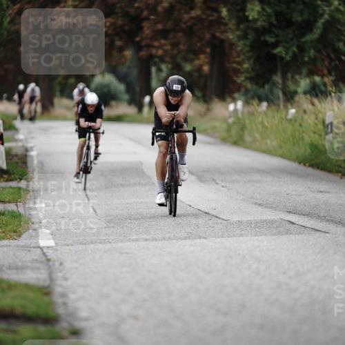30.08.2026 - Elbe Triathlon Hamburg Michael Burmester http://msf.ph/oto/10067250 30.08.2026 09:15:03 Radfahren 180, 194, 273, 302 meine-sportfotos.de