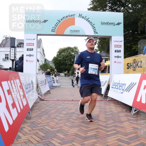 30.08.2026 - Blankeneser Heldenlauf Lena Gebhardt http://msf.ph/oto/10067251 30.08.2026 13:02:36 Ziel 4004 meine-sportfotos.de