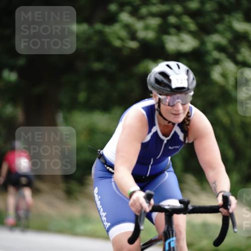 30.08.2026 - Elbe Triathlon Hamburg Michael Burmester http://msf.ph/oto/10067274 30.08.2026 15:36:50 Radfahren  meine-sportfotos.de