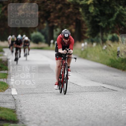 30.08.2026 - Elbe Triathlon Hamburg Michael Burmester http://msf.ph/oto/10067303 30.08.2026 09:15:22 Radfahren 249, 292, 348, 393 meine-sportfotos.de