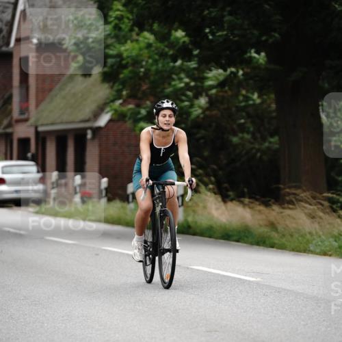30.08.2026 - Elbe Triathlon Hamburg Michael Burmester http://msf.ph/oto/10067335 30.08.2026 15:38:32 Radfahren  meine-sportfotos.de