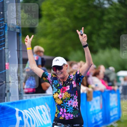 30.08.2026 - Elbe Triathlon Hamburg LAZAROV Photography http://msf.ph/oto/10067343 30.08.2026 12:23:06 Ziel 1711 meine-sportfotos.de