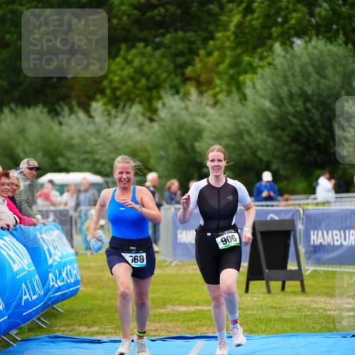 30.08.2026 - Elbe Triathlon Hamburg LAZAROV Photography http://msf.ph/oto/10067398 30.08.2026 12:23:21 Ziel 906, 1668 meine-sportfotos.de