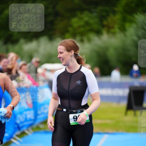 30.08.2026 - Elbe Triathlon Hamburg LAZAROV Photography http://msf.ph/oto/10067426 30.08.2026 12:23:23 Ziel 906, 1668 meine-sportfotos.de