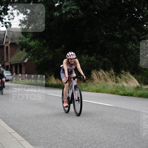 30.08.2026 - Elbe Triathlon Hamburg Michael Burmester http://msf.ph/oto/10067437 30.08.2026 15:41:06 Radfahren  meine-sportfotos.de