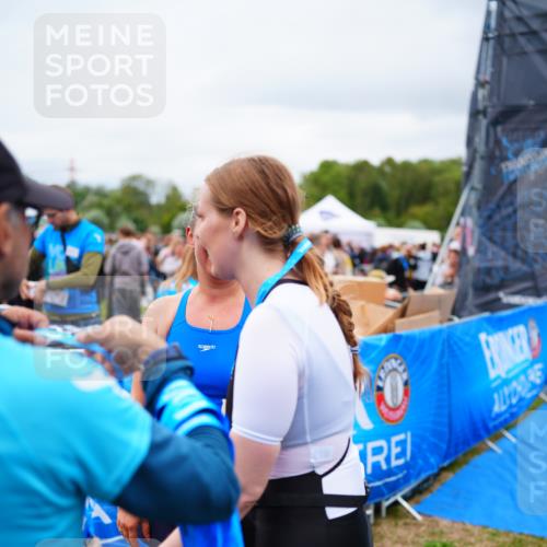 30.08.2026 - Elbe Triathlon Hamburg LAZAROV Photography http://msf.ph/oto/10067440 30.08.2026 12:23:31 Ziel  meine-sportfotos.de