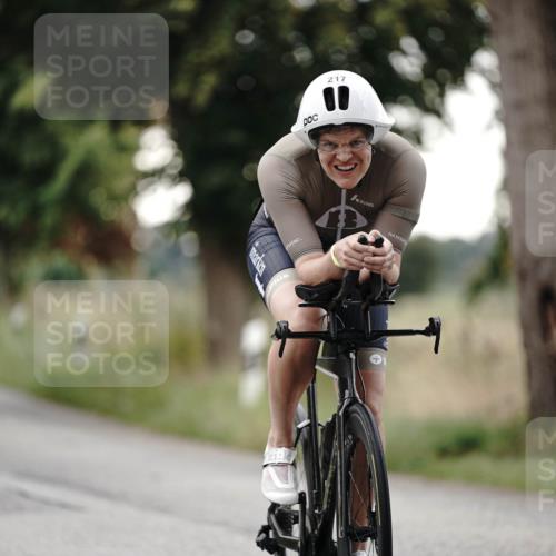 30.08.2026 - Elbe Triathlon Hamburg Michael Burmester http://msf.ph/oto/10067453 30.08.2026 09:16:44 Radfahren 217, 247, 384, 391, 431, 637, 641 meine-sportfotos.de