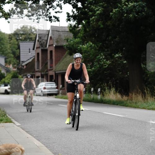 30.08.2026 - Elbe Triathlon Hamburg Michael Burmester http://msf.ph/oto/10067472 30.08.2026 15:41:31 Radfahren  meine-sportfotos.de