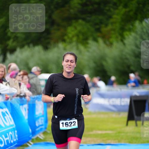 30.08.2026 - Elbe Triathlon Hamburg LAZAROV Photography http://msf.ph/oto/10067473 30.08.2026 12:23:51 Ziel 1622 meine-sportfotos.de