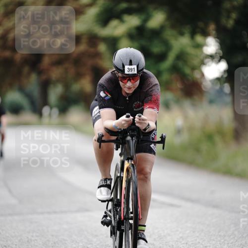 30.08.2026 - Elbe Triathlon Hamburg Michael Burmester http://msf.ph/oto/10067474 30.08.2026 09:16:48 Radfahren 247, 305, 391, 431, 637, 641 meine-sportfotos.de
