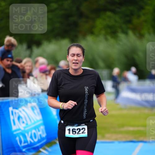30.08.2026 - Elbe Triathlon Hamburg LAZAROV Photography http://msf.ph/oto/10067478 30.08.2026 12:23:51 Ziel 1622 meine-sportfotos.de