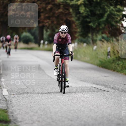30.08.2026 - Elbe Triathlon Hamburg Michael Burmester http://msf.ph/oto/10067483 30.08.2026 09:16:54 Radfahren 203, 305, 319, 431 meine-sportfotos.de