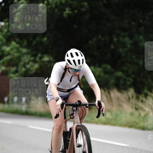 30.08.2026 - Elbe Triathlon Hamburg Michael Burmester http://msf.ph/oto/10067491 30.08.2026 15:41:38 Radfahren  meine-sportfotos.de