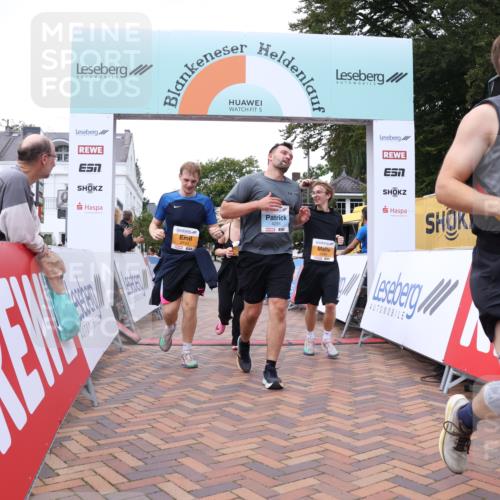30.08.2026 - Blankeneser Heldenlauf Lena Gebhardt http://msf.ph/oto/10067557 30.08.2026 13:07:31 Ziel 2099, 2100, 2101, 4291, 4292 meine-sportfotos.de