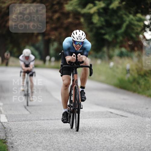 30.08.2026 - Elbe Triathlon Hamburg Michael Burmester http://msf.ph/oto/10067569 30.08.2026 09:17:28 Radfahren 267, 279 meine-sportfotos.de
