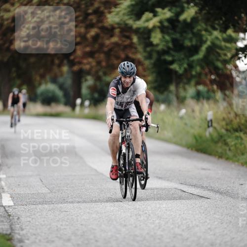 30.08.2026 - Elbe Triathlon Hamburg Michael Burmester http://msf.ph/oto/10067610 30.08.2026 09:18:04 Radfahren 236, 281, 386, 841 meine-sportfotos.de