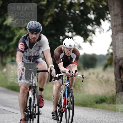 30.08.2026 - Elbe Triathlon Hamburg Michael Burmester http://msf.ph/oto/10067615 30.08.2026 09:18:06 Radfahren 236, 281, 386 meine-sportfotos.de