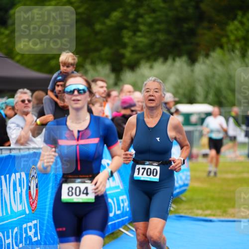 30.08.2026 - Elbe Triathlon Hamburg LAZAROV Photography http://msf.ph/oto/10067629 30.08.2026 12:24:37 Ziel 804, 1602, 1672, 1700 meine-sportfotos.de