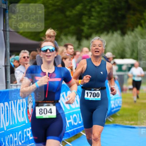 30.08.2026 - Elbe Triathlon Hamburg LAZAROV Photography http://msf.ph/oto/10067631 30.08.2026 12:24:37 Ziel 804, 1602, 1672, 1700 meine-sportfotos.de