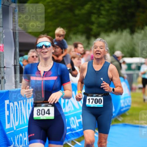 30.08.2026 - Elbe Triathlon Hamburg LAZAROV Photography http://msf.ph/oto/10067635 30.08.2026 12:24:37 Ziel 804, 1602, 1672, 1700 meine-sportfotos.de