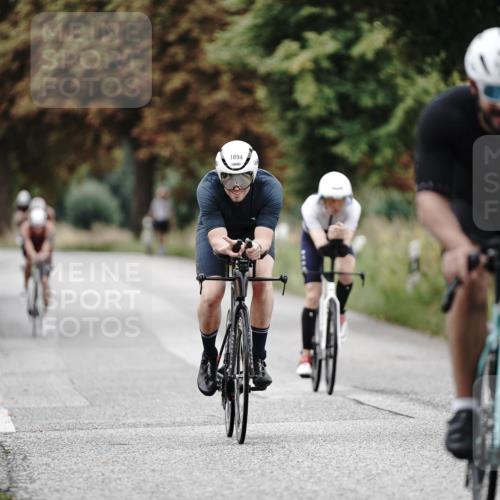 30.08.2026 - Elbe Triathlon Hamburg Michael Burmester http://msf.ph/oto/10067641 30.08.2026 09:18:25 Radfahren 197, 228, 639, 701, 1894 meine-sportfotos.de