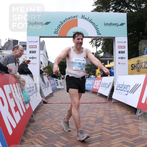 30.08.2026 - Blankeneser Heldenlauf Lena Gebhardt http://msf.ph/oto/10067653 30.08.2026 13:09:28 Ziel 4025 meine-sportfotos.de
