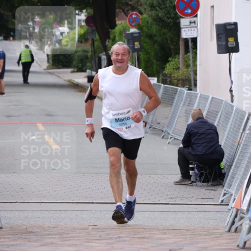 30.08.2026 - Blankeneser Heldenlauf Lena Gebhardt http://msf.ph/oto/10067660 30.08.2026 13:11:00 Ziel  meine-sportfotos.de