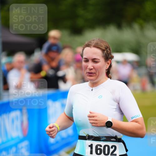 30.08.2026 - Elbe Triathlon Hamburg LAZAROV Photography http://msf.ph/oto/10067664 30.08.2026 12:24:47 Ziel 1571, 1602 meine-sportfotos.de