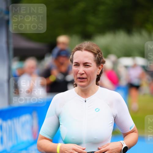 30.08.2026 - Elbe Triathlon Hamburg LAZAROV Photography http://msf.ph/oto/10067667 30.08.2026 12:24:47 Ziel 1571, 1602 meine-sportfotos.de