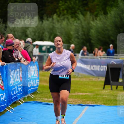 30.08.2026 - Elbe Triathlon Hamburg LAZAROV Photography http://msf.ph/oto/10067675 30.08.2026 12:24:54 Ziel 1571 meine-sportfotos.de
