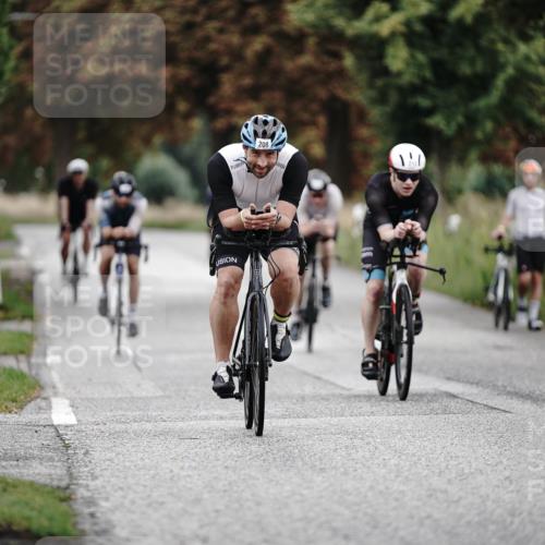 30.08.2026 - Elbe Triathlon Hamburg Michael Burmester http://msf.ph/oto/10067717 30.08.2026 09:19:07 Radfahren 208, 213, 412, 536, 623, 771 meine-sportfotos.de