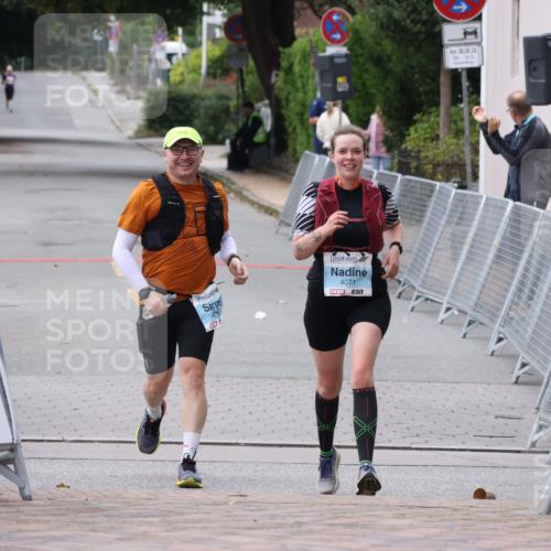 30.08.2026 - Blankeneser Heldenlauf Lena Gebhardt http://msf.ph/oto/10067722 30.08.2026 13:14:09 Ziel  meine-sportfotos.de