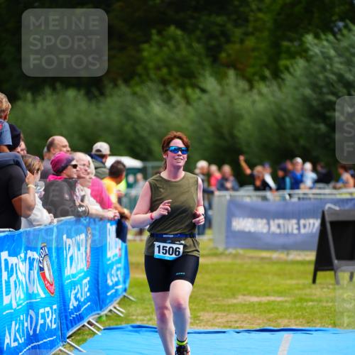 30.08.2026 - Elbe Triathlon Hamburg LAZAROV Photography http://msf.ph/oto/10067746 30.08.2026 12:25:26 Ziel 1506 meine-sportfotos.de