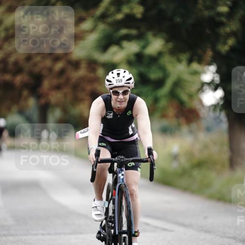 30.08.2026 - Elbe Triathlon Hamburg Michael Burmester http://msf.ph/oto/10067747 30.08.2026 09:19:28 Radfahren 214, 259 meine-sportfotos.de