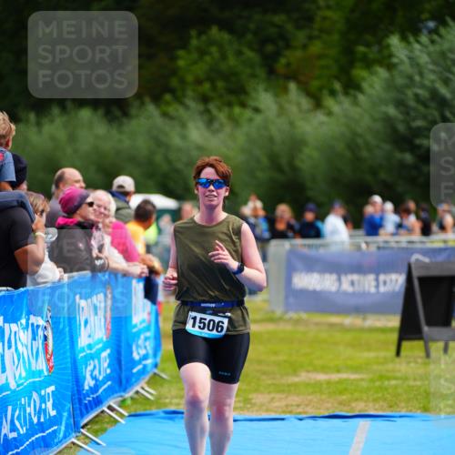 30.08.2026 - Elbe Triathlon Hamburg LAZAROV Photography http://msf.ph/oto/10067752 30.08.2026 12:25:26 Ziel 1506 meine-sportfotos.de