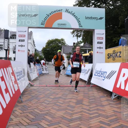 30.08.2026 - Blankeneser Heldenlauf Lena Gebhardt http://msf.ph/oto/10067764 30.08.2026 13:14:15 Ziel 4071, 4249 meine-sportfotos.de