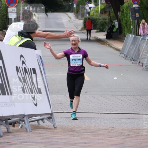 30.08.2026 - Blankeneser Heldenlauf Lena Gebhardt http://msf.ph/oto/10067801 30.08.2026 13:15:00 Ziel  meine-sportfotos.de