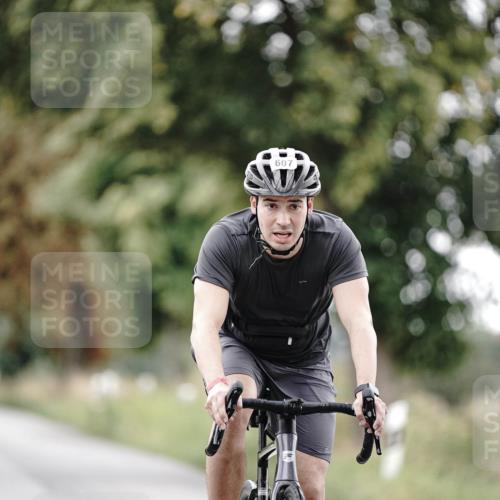 30.08.2026 - Elbe Triathlon Hamburg Michael Burmester http://msf.ph/oto/10067855 30.08.2026 09:26:00 Radfahren 314, 409, 581, 607 meine-sportfotos.de