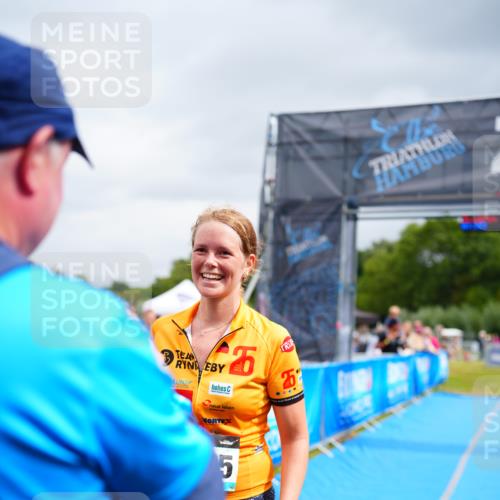 30.08.2026 - Elbe Triathlon Hamburg LAZAROV Photography http://msf.ph/oto/10067879 30.08.2026 12:25:48 Ziel  meine-sportfotos.de