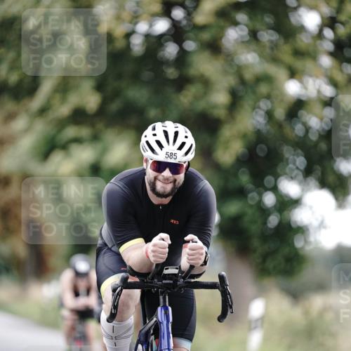 30.08.2026 - Elbe Triathlon Hamburg Michael Burmester http://msf.ph/oto/10067883 30.08.2026 09:26:14 Radfahren 210, 222, 271, 295, 385, 504, 585 meine-sportfotos.de