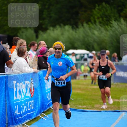 30.08.2026 - Elbe Triathlon Hamburg LAZAROV Photography http://msf.ph/oto/10067891 30.08.2026 12:25:59 Ziel 1618, 1714 meine-sportfotos.de