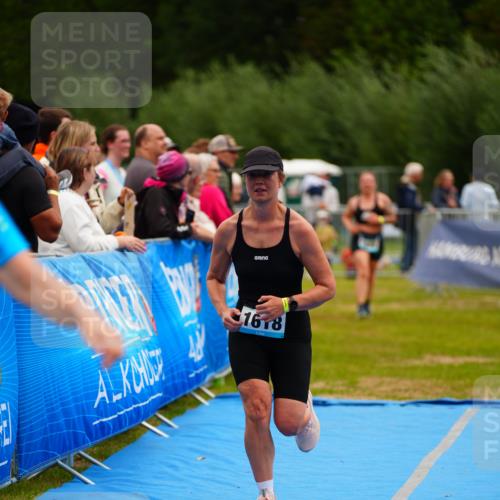 30.08.2026 - Elbe Triathlon Hamburg LAZAROV Photography http://msf.ph/oto/10067914 30.08.2026 12:26:01 Ziel 1618, 1714 meine-sportfotos.de