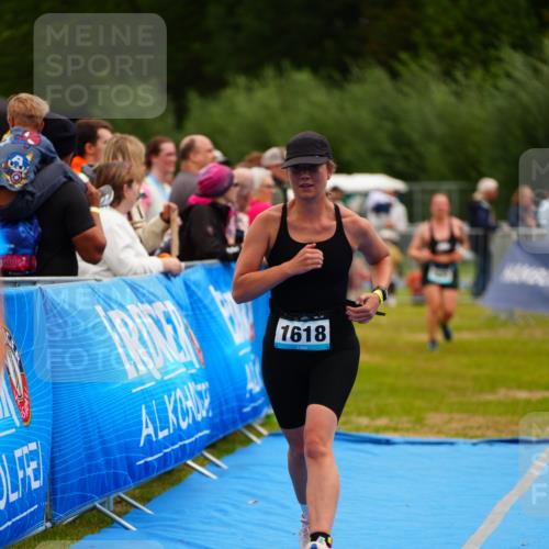 30.08.2026 - Elbe Triathlon Hamburg LAZAROV Photography http://msf.ph/oto/10067917 30.08.2026 12:26:01 Ziel 1618, 1714 meine-sportfotos.de