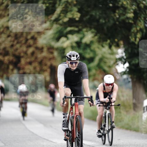 30.08.2026 - Elbe Triathlon Hamburg Michael Burmester http://msf.ph/oto/10067938 30.08.2026 09:26:50 Radfahren 229, 310, 318, 328, 341, 359, 503, 505, 580, 595, 596 meine-sportfotos.de