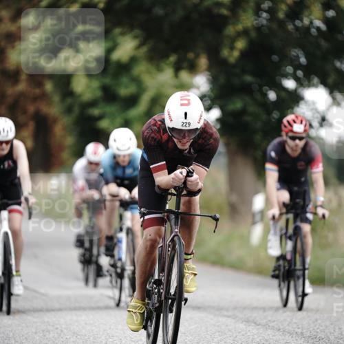 30.08.2026 - Elbe Triathlon Hamburg Michael Burmester http://msf.ph/oto/10067949 30.08.2026 09:26:53 Radfahren 229, 310, 318, 328, 341, 359, 503, 505, 580, 595, 596, 676 meine-sportfotos.de