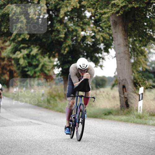 30.08.2026 - Elbe Triathlon Hamburg Michael Burmester http://msf.ph/oto/10067978 30.08.2026 09:27:03 Radfahren 202, 245, 251, 626, 635 meine-sportfotos.de