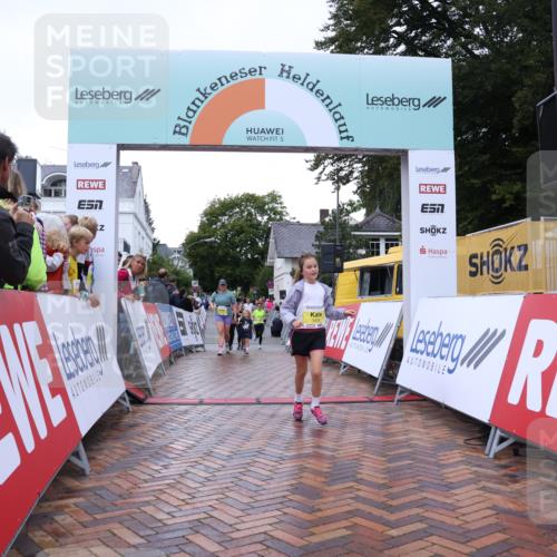 30.08.2026 - Blankeneser Heldenlauf Lena Gebhardt http://msf.ph/oto/10067999 30.08.2026 10:00:31 Ziel 1074, 1434 meine-sportfotos.de