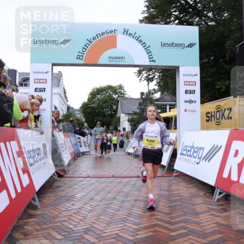 30.08.2026 - Blankeneser Heldenlauf Lena Gebhardt http://msf.ph/oto/10068007 30.08.2026 10:00:31 Ziel 1074, 1434 meine-sportfotos.de