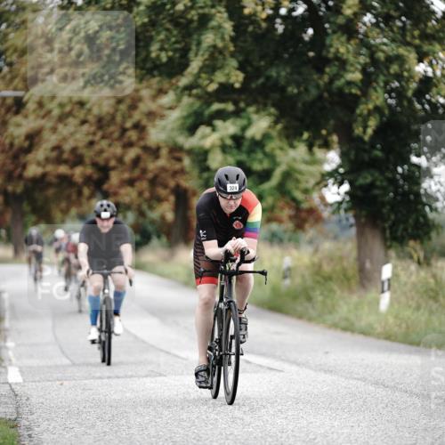 30.08.2026 - Elbe Triathlon Hamburg Michael Burmester http://msf.ph/oto/10068015 30.08.2026 09:27:26 Radfahren 324, 325, 464, 526, 556, 665 meine-sportfotos.de