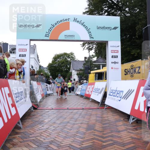 30.08.2026 - Blankeneser Heldenlauf Lena Gebhardt http://msf.ph/oto/10068025 30.08.2026 10:00:32 Ziel 1074, 1434, 1679 meine-sportfotos.de